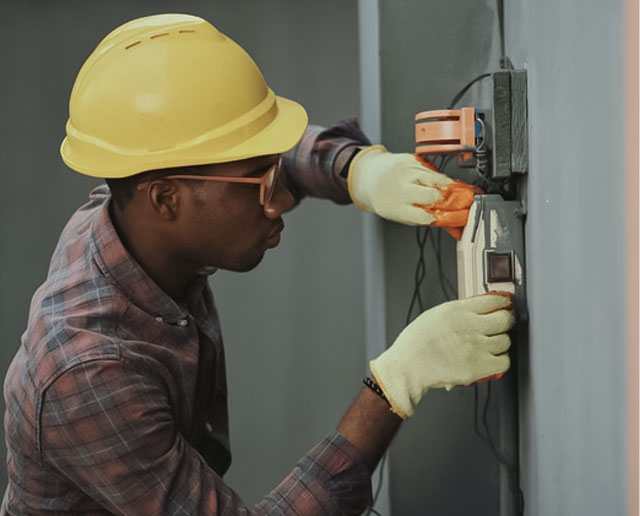 Chuveiro Elétrico em Montes Claros: Instalação, Manutenção e Segurança com Eletricista carlos silva